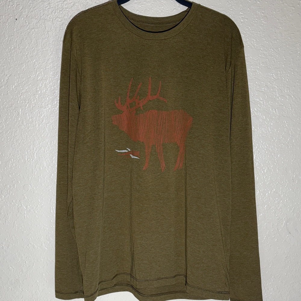 Sitka Gear Long Sleeve Shirt with Deer Graphic